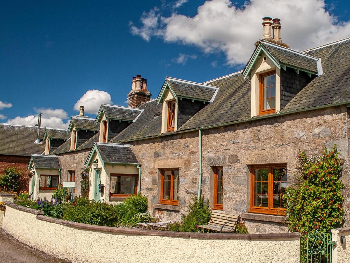 Rosemount Cottage Two - Highland Cottage Garve Exterior foto